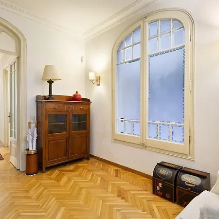 Huge Historic 5bd With Private Terrace! * Barcelone