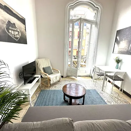 Barcelona Central Apartments Apartment