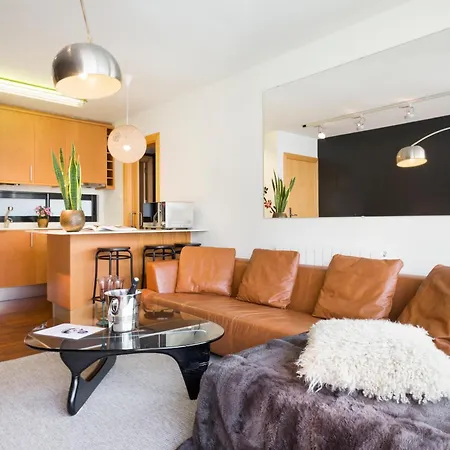 My Space Emirates - Executive With Private Balcony Barcelona