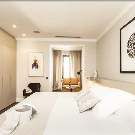 8 Guests Elegant Penthouse In Apartment *