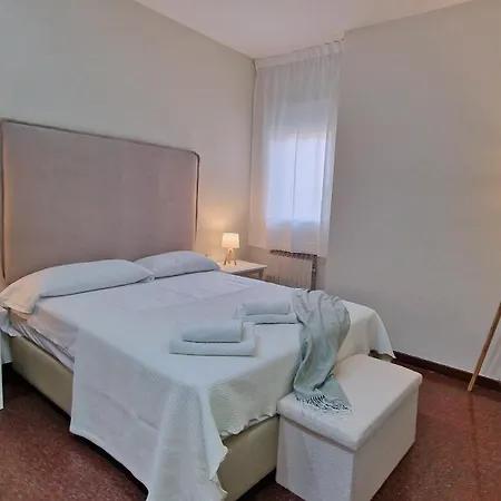 Modern Close To The Camp Nou Stadium * Barcelona