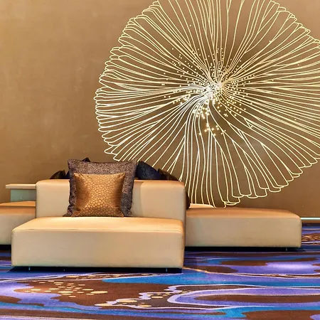 Hotel W 5*