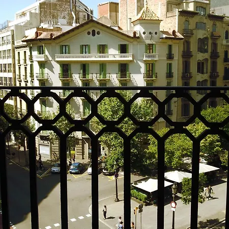 Gaudi 2 Apartment *