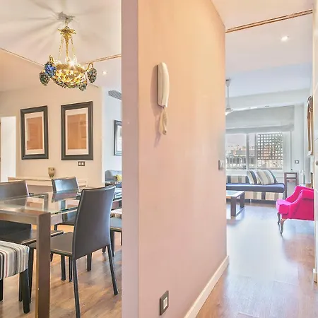 Luxury Muntaner Plaza Appartamento *