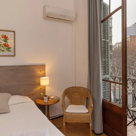 Ally's Bed&breakfast, Bed & Breakfast Barcelona