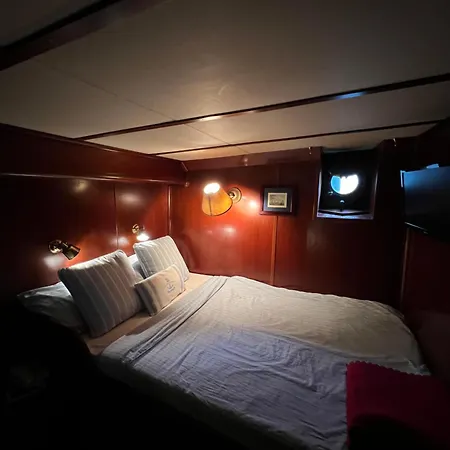 Southern Cross Botel Barcelona