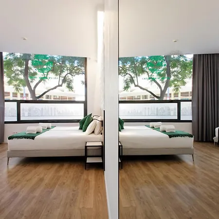 House Hotel