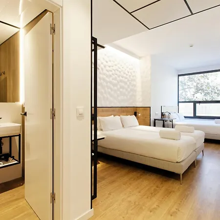 House Hotel