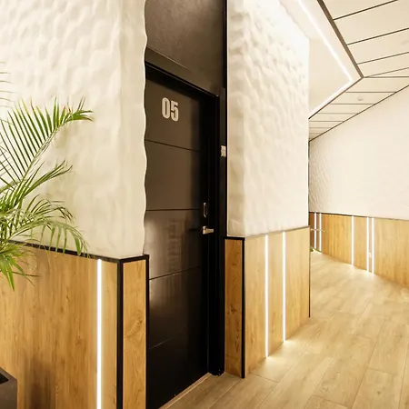 House 3* Barcelone