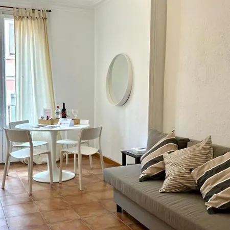 Apartment Cozy Ploblesec Barcelona