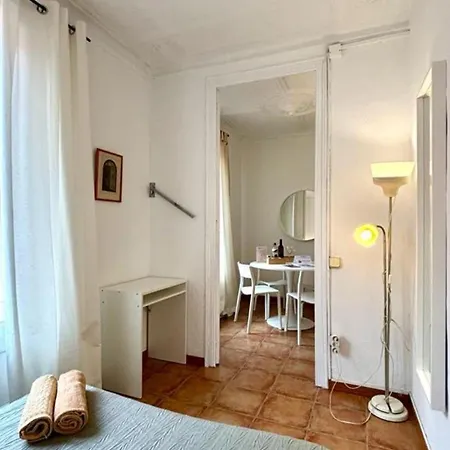 Cozy Ploblesec Apartment