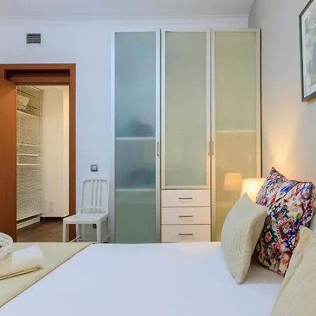 Housalia Corsega - 3 Bedrooms Next To Sagrada Familia Apartment *