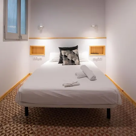 - Eixample Pb Apartment Barcelona