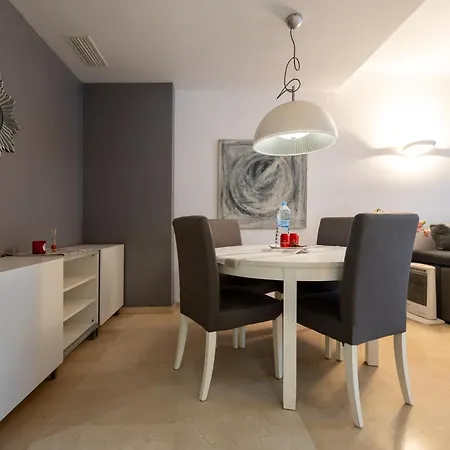 Appartamento Comfy Downtown + Private Terrace *