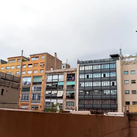 Comfy Downtown + Private Terrace