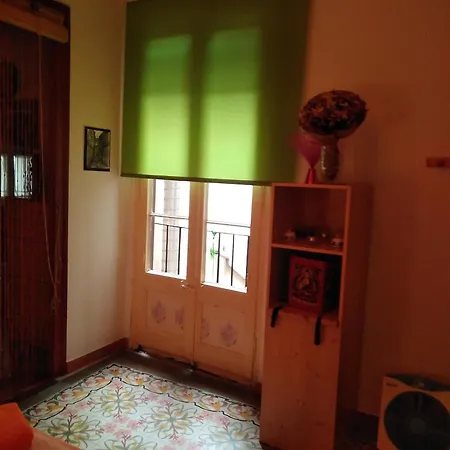 En Piso Compartido Apartment Barcelona