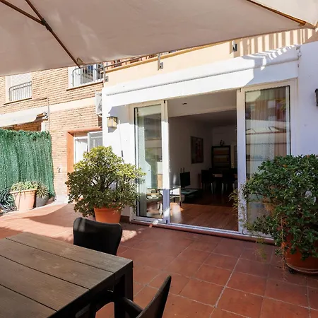 Aparteasy - Private Terrace, 3-bedroom Appartamento