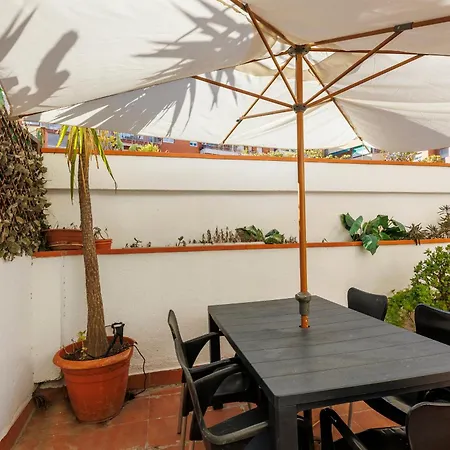 Aparteasy - Private Terrace, 3-bedroom * Barcellona
