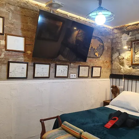Studio Or With Private Bathroom Or With Shared Bathroom Apartment