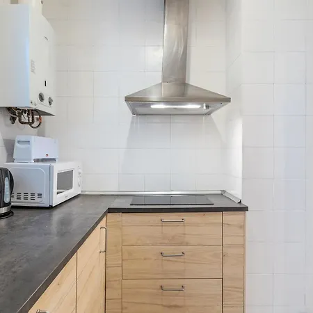 Apartamento Fridaysflats, Sagrado Silencio - 3 Bdr Right By Sagrada Familia *