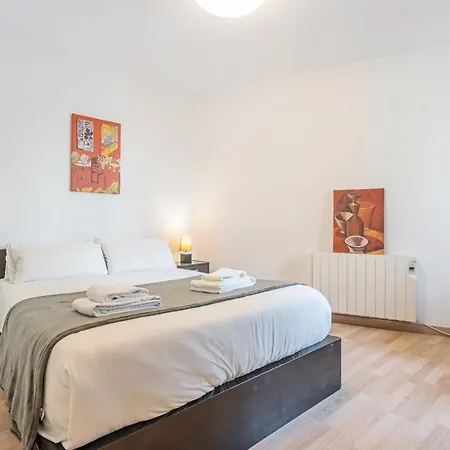 Fridaysflats, Sagrado Silencio - 3 Bdr Right By Sagrada Familia *