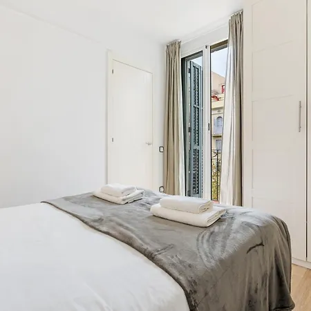 Fridaysflats, Sagrado Silencio - 3 Bdr Right By Sagrada Familia Apartamento