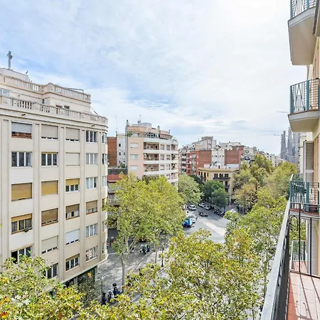 Sagrada Familia Avenida Gaudi Views&cozy Lounge