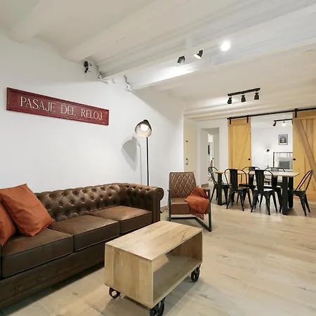 Keyfamily Loft Ramblas Barcelona
