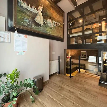 U-nique Est Apartment