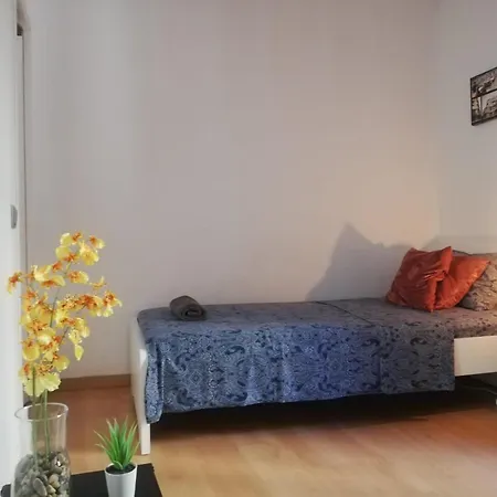 Hostel Doble En Eixample *