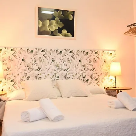 Ally's Bed&breakfast, Barcelona