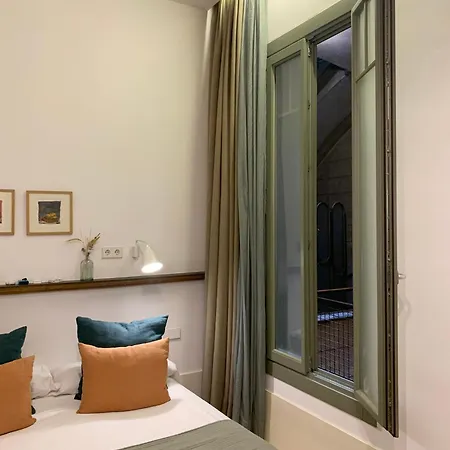 Casa Mathilda 3* Barcelona