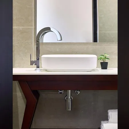 Hotel Cortes Rambla