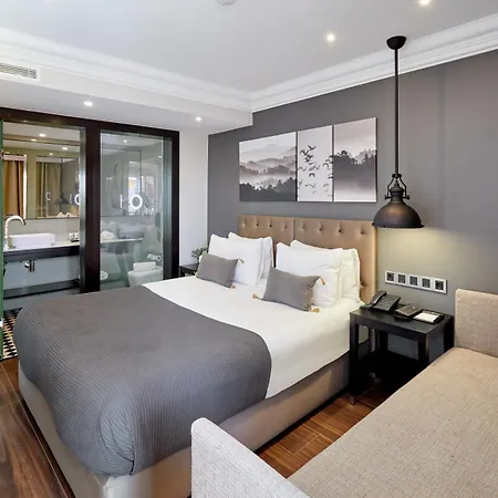 Cortes Rambla 3* Barcellona