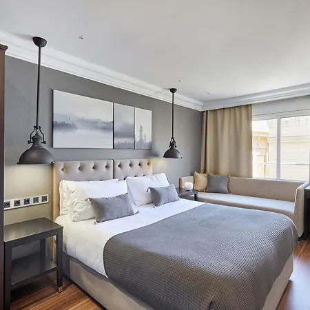 Hotel Cortes Rambla