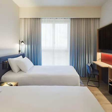 Hampton By Hilton Barcelona Fira Gran Via 3* L’Hospitalet de Llobregat
