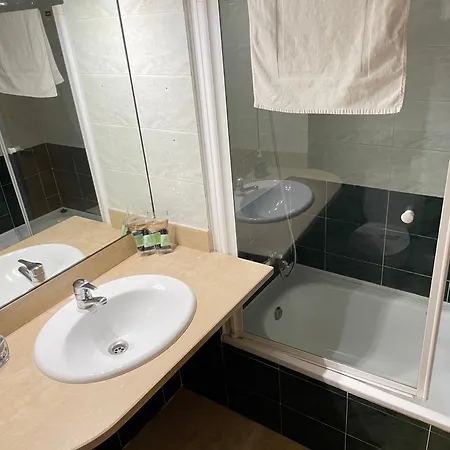 New! Amazing 2 Bedroom In Rambla Del Poblenou