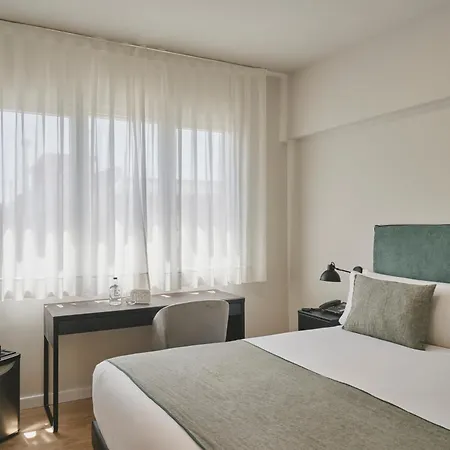 Tres Torres Atiram Hotel Barcelona