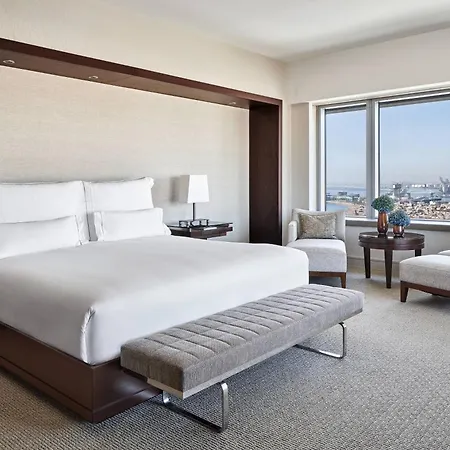 Arts Hotel