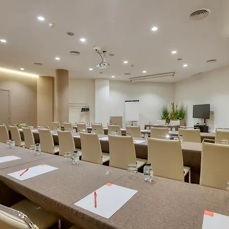 Hotel America 4*