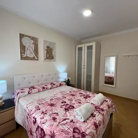 Rooms Nueva Valencia Nocleg ze śniadaniem *