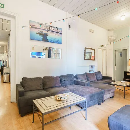 Hostel Casa Barcelo Barcelona