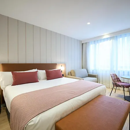 Hotel Catalonia 505 Barcellona