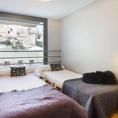 My Space Emirates - Bright In Gracia With Shared Pool Barcelona