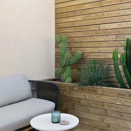 Apartment Friendly Parlament *