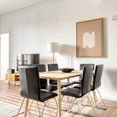 Blueground El Born Near Beach Bcn-29 Apartment