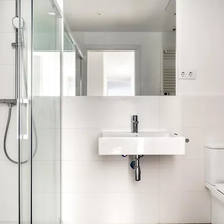 Apartment Blueground El Born Near Beach Bcn-29