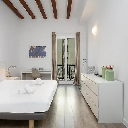 Paseo De Gracia Modern 4bd With Terrace * Barcellona