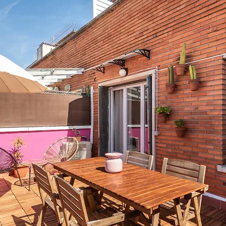 Dreamy Sunsets In A Penthouse With Terrace Barcelona