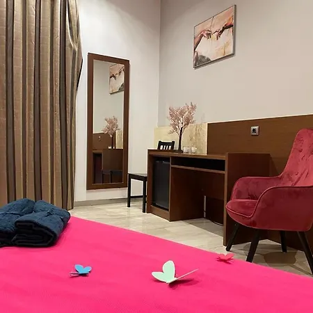 Hostel By La Rambla Rooms Barcelona